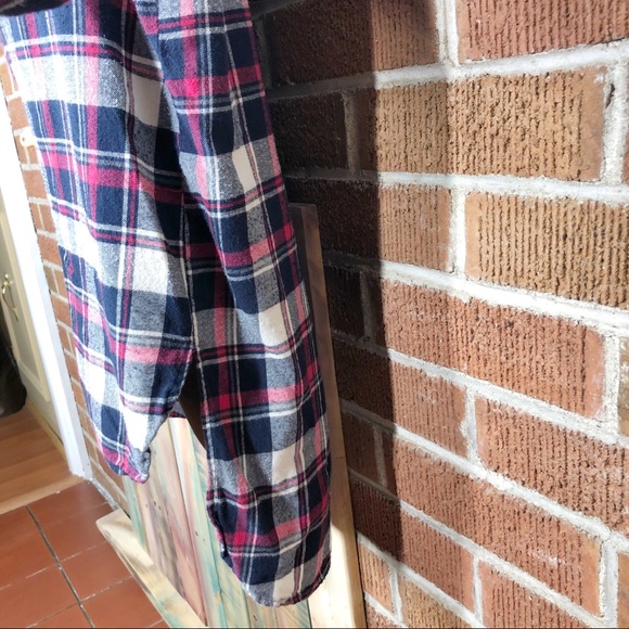 Just like the 90s Plaid HiLow Button Up Shirt - Picture 3 of 7